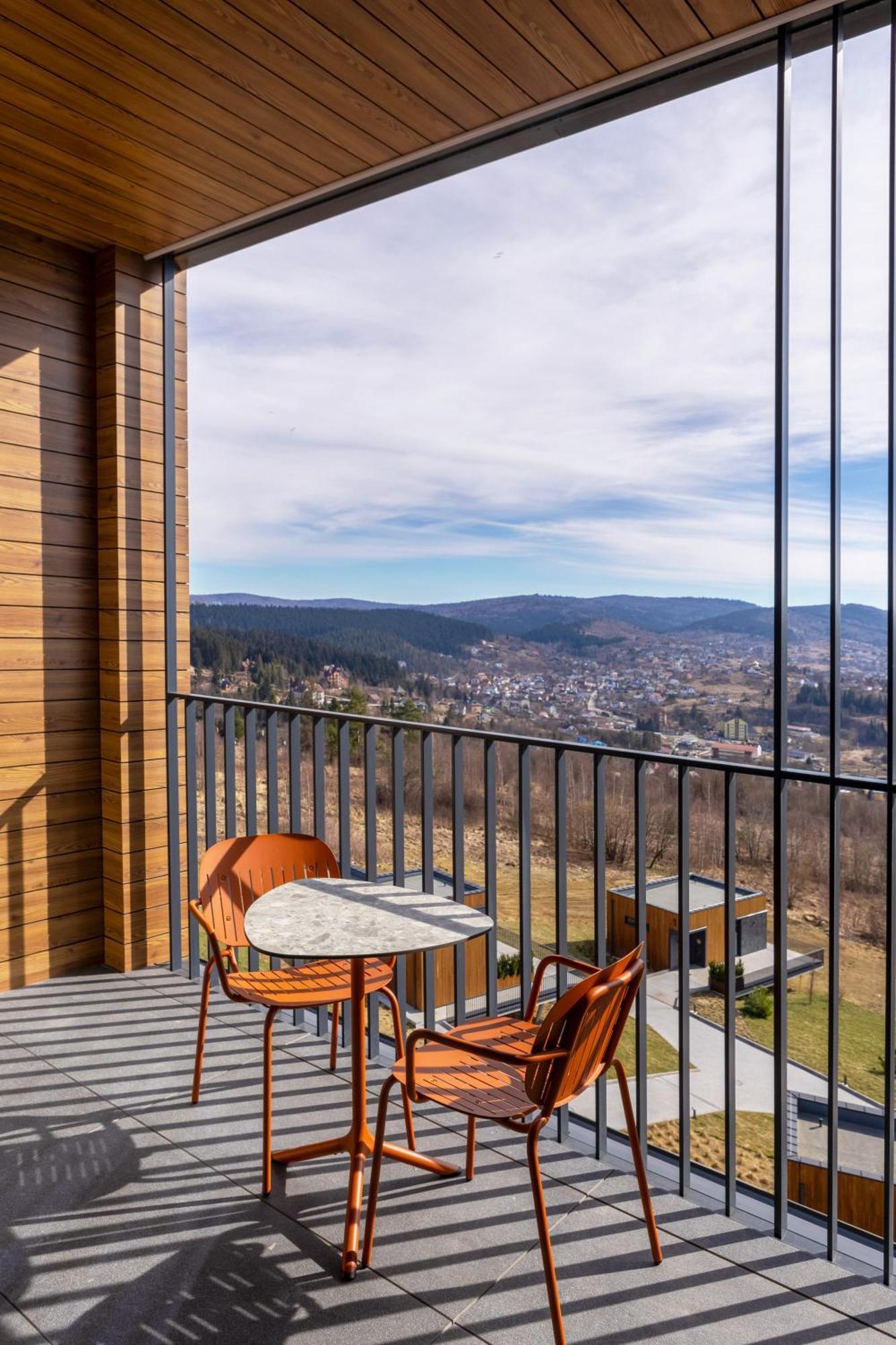 Panorama Skhidnytsya Spa Resort Novyy Kropivnik エクステリア 写真